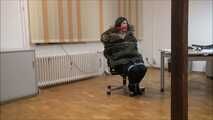 Romina - Überfall im Büro Teil 3 von 8
