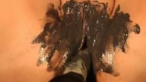 With machine oil and dildo to orgasm