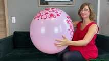 Blow2Pop pink Q24 hearts with mouthpiece