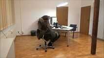 Romina - Überfall im Büro Teil 3 von 8
