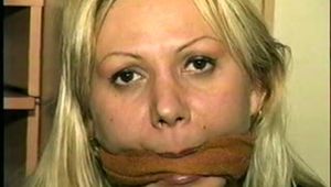 29 Yr OLD SEXY ROMANIAN CLEAVE GAGGED BALL-TIED, TOE-TIED, BAREFOOT, WRITES K1DNAP NOTE & MAKES RANSOM CALL (D45-4)