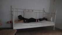 Ayu Bed tied 2