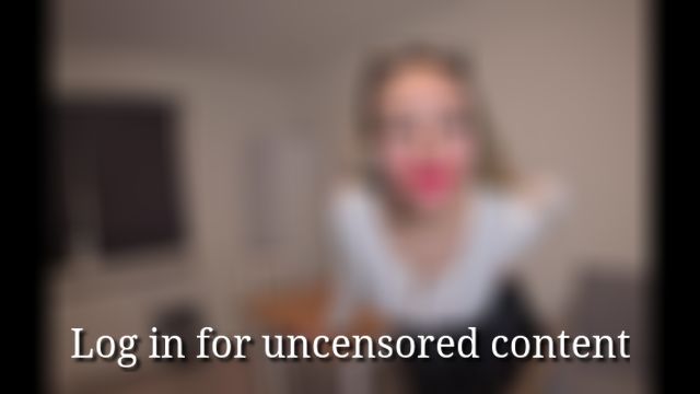 Fuck me in my cum-filled pussy!