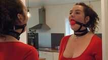 Mia Selfbondage