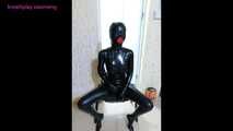 Xiaomeng Wearing Latex in Hot and Stuffy Room