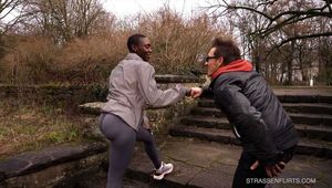 STRASSENFLIRTS 101 Zaawaadi