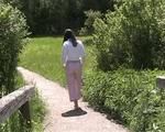barfoot in public
