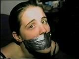 UK GIRL F0RCED TO TAPE, HANDCUFF & GAG HERSELF (D13-15)