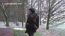 030060 Salma Takes A Pee In Snowy Germany