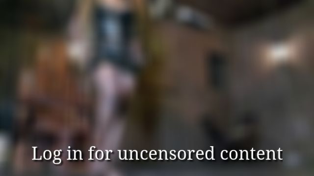 Under-throne sclavus