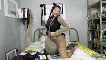 Eva Berger worships nylon (video update)