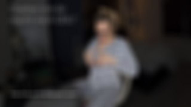 UNGLAUBLICH. Während ich mit dir chatte besorge ich es MIR HART!