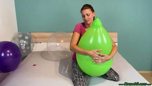 sporty hug2pop six U16 with nailcheat