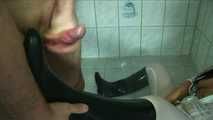 DIE DUSCHE UND DER SPRITZER