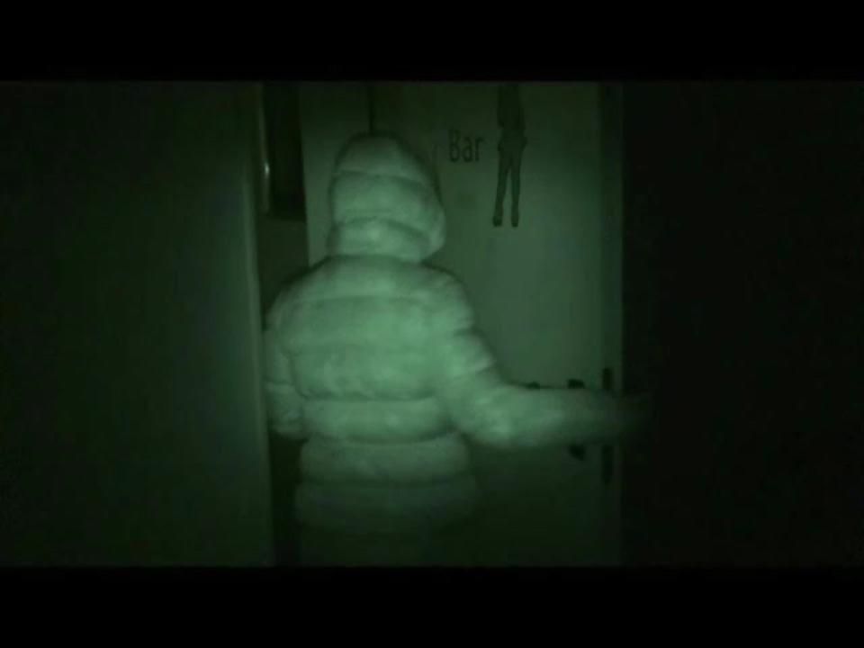 10:50 Min. Video Of An Intruder Caught By The Owner....All In Shiny Downjackets And Other Shiny Clothes
