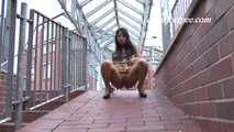 068018 Ling Pees Down The Entrance Ramp
