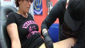 Sylvie im Piercing Studio