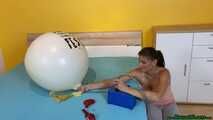 pump2pop four huge balloons
