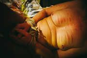Nippel - Piercing mit Striemen vom Rohrstock