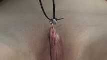 Extremes Kabelbinderbondage für Yvette