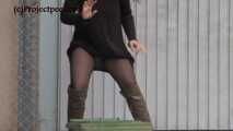 030065 Salma Takes A Long Pee Into The Wheelie Bin