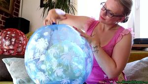 fingernail popping thai balloons