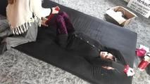 Kim taped 1/4