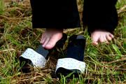 Barfuss im Dreck