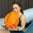 1336 Honey und der orangefarbene Ball