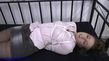 Zwei Mädels in Schwierigkeiten – TEIL 2