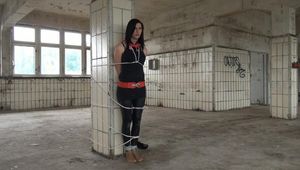Angel - Bondagemodel wider Willen Teil 5 von 6