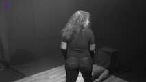Caroline Behind The Scenes 6