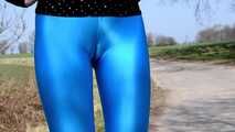 Meine blaue Leggings - 2.Teil
