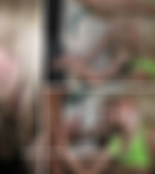 Pics - Blowjob in the Stairwell