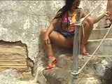 030015 Salma Pees Down The Harbour Steps