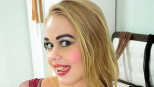 Mad encasement action with Darina (193 images)