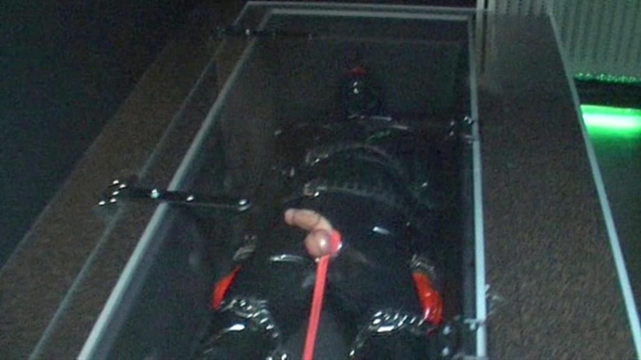 Lady Isis - Under total control