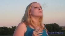 Kiki Munroe - Smoking Slut  IPAD 720x480 MP4