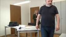 Xara - Geschäftsfrau in Schwierigkeiten im Büro Teil 4 von 9