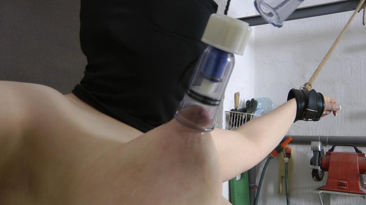 Titten und Schamlippen Gewichte