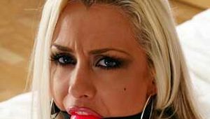 Restrsained Elegance promo gallery 10