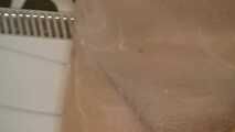 geil unter der Dusche 