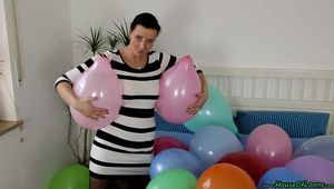 Bett voller Ballons
