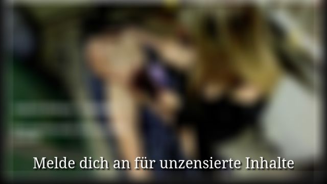 ÜBERRASCHUNG !Jetzt wirst du über 1000 Menschen öffentlich vorgeführt!