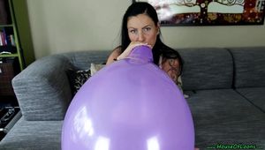 "These neck is very long!" - Nr. 2 [B2P purple U14] 