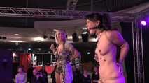 Nude Bondage Walk Venus 2015 1  mit JJ Plush