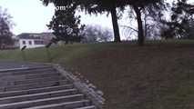 119007 Donna-Jo Pees Down The Park Steps