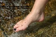 barefoot walk in the city