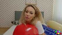 1284 Neues Girl, Karina King