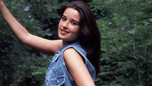 First photo shoot with the cute Michelle - 409 Pix